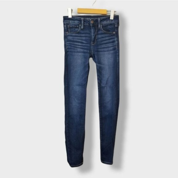 American Eagle Outfitters Denim - American Eagle skinny Next Level Stretch Size 2 Dark wash denim jeans
